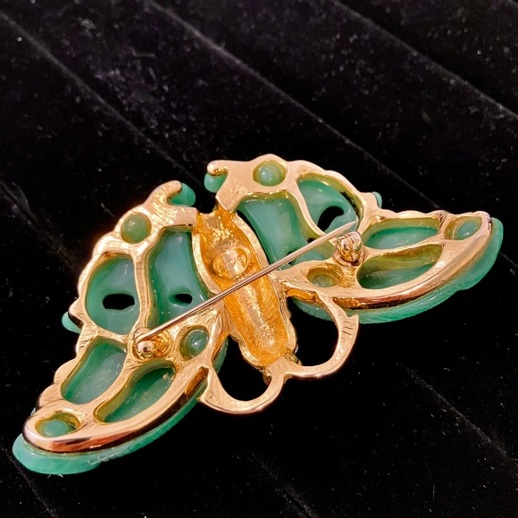 Signed KJL Kenneth Jay Lane Butterfly Moth Brooch Pin - Picture 5 of 6